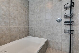 1194 Carson Ave in Las Vegas, NV - Building Photo - Building Photo