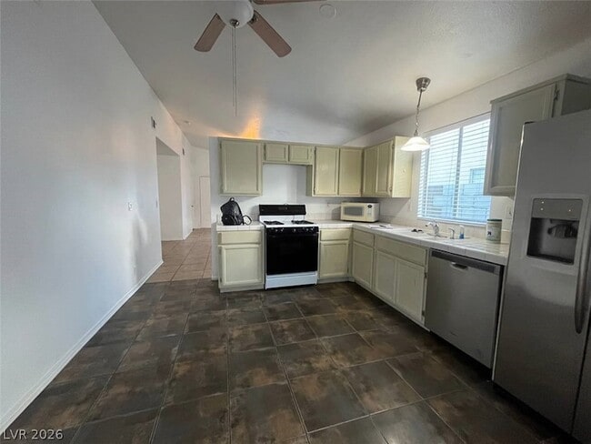 3657 Lucky Horseshoe Ct in Las Vegas, NV - Building Photo - Building Photo