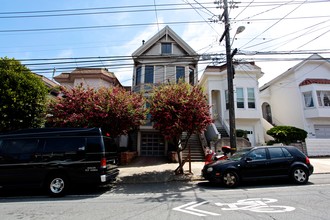 263-265 Clipper St in San Francisco, CA - Building Photo - Building Photo