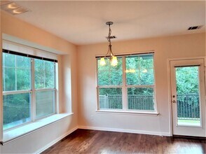 1481 E Old Settlers Blvd in Round Rock, TX - Building Photo - Building Photo