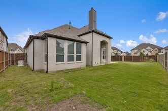 545 Goose Lake Dr in Rockwall, TX - Building Photo - Building Photo