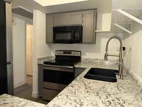 17 E Ruth Ave in Phoenix, AZ - Building Photo - Building Photo