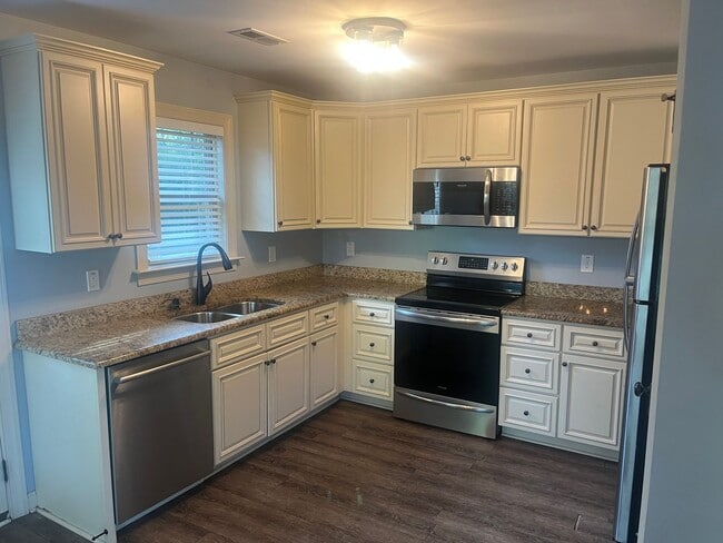 property at 119 N Cross St