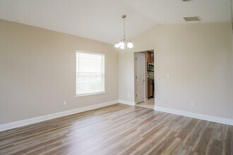 1129 Sandlake Rd in St. Augustine, FL - Building Photo - Building Photo