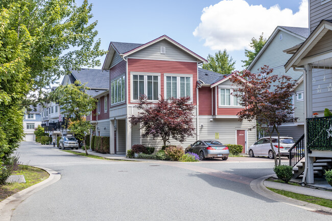 Guildford Greens in Surrey, BC - Building Photo - Building Photo