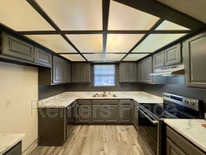6604 E 79th St in Tulsa, OK - Building Photo - Building Photo