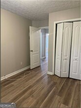 5548 Pineridge Ct in Forest Park, GA - Building Photo - Building Photo