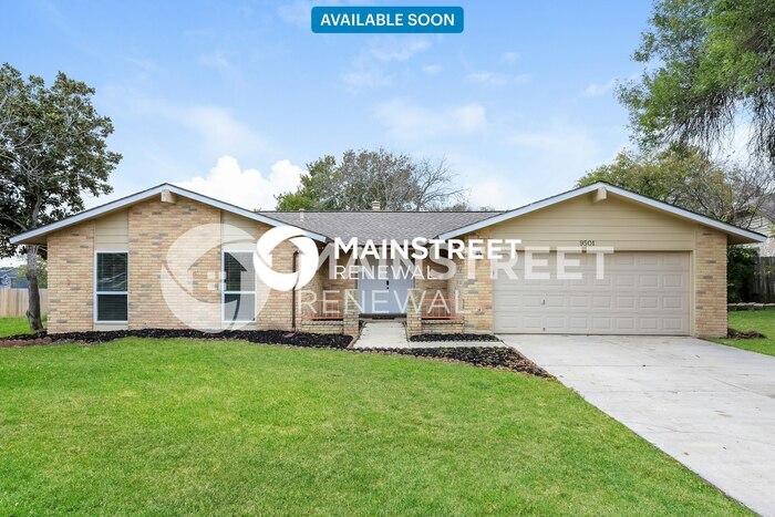 9501 Chelmsford Dr in San Antonio, TX - Building Photo