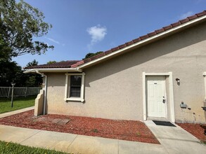 12757 Westhampton Cir in Wellington, FL - Building Photo - Building Photo