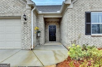 811 Pineberry Ct in Grayson, GA - Building Photo - Building Photo