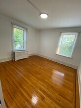 St. Luke's Place Apartment Homes in Montclair, NJ - Foto de edificio - Interior Photo