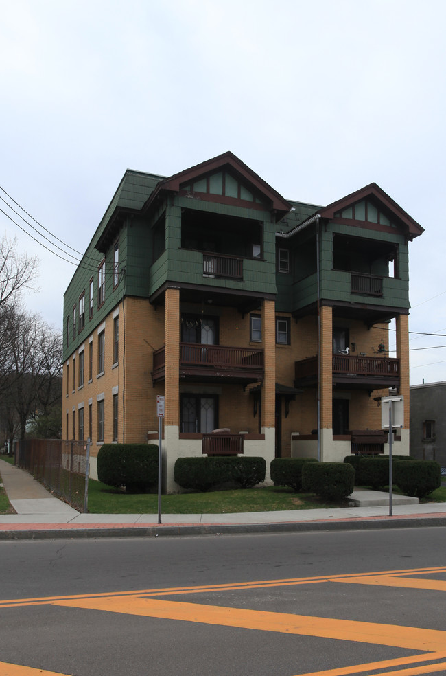 226 Court St in Binghamton, NY - Building Photo - Building Photo