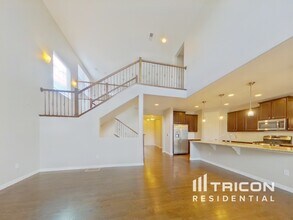 8466 Violet Ct in Arvada, CO - Foto de edificio - Building Photo
