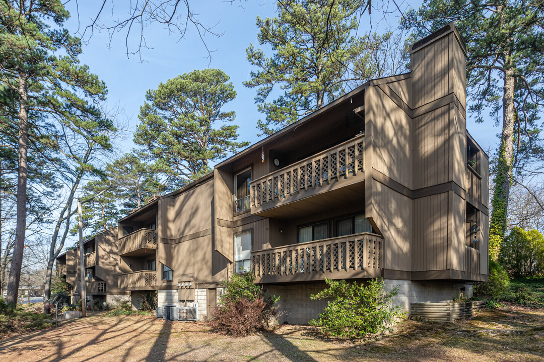 1201 N Pierce St in Little Rock, AR - Foto de edificio