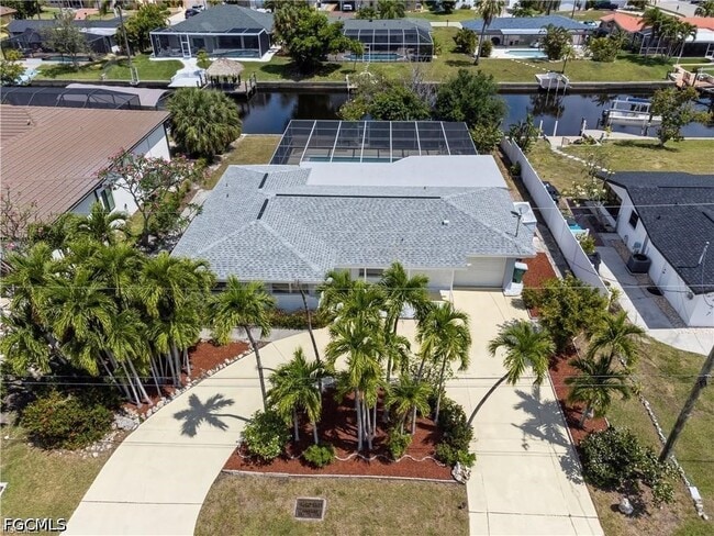 property at 1453 Venetian Ct