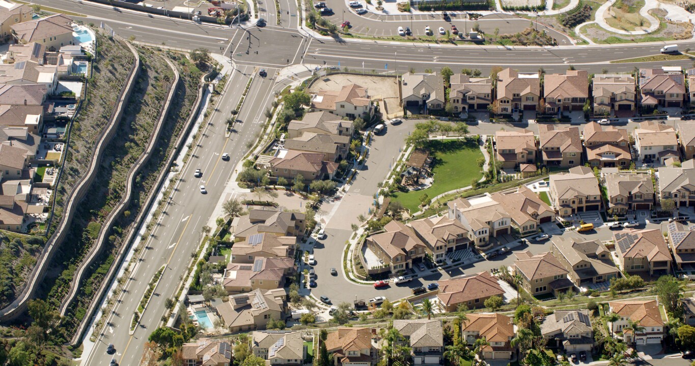 The Oaks At Portola Hills in Lake Forest, CA - Building Photo