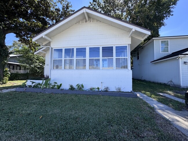 property at 3034 Rayford St
