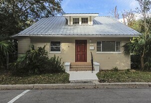 402 NW 3rd Ave in Gainesville, FL - Building Photo