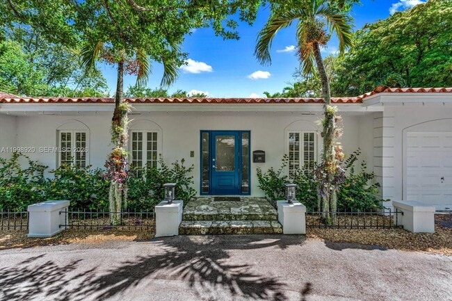property at 186 Edgewater Dr