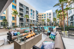 Rize Irvine in Irvine, CA - Building Photo