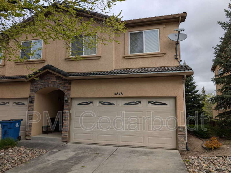 4848 Iron Horse Villas Point in Colorado Springs, CO - Building Photo
