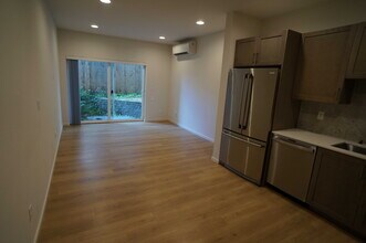 3631 1st Ave NW in Seattle, WA - Building Photo - Building Photo