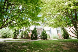 3048 Carskaddon Ave, Unit 3 in Toledo, OH - Foto de edificio - Building Photo