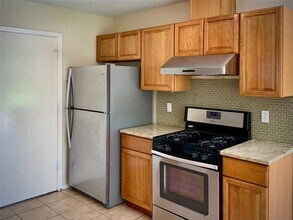 11607 Barrington Way in Austin, TX - Building Photo - Building Photo