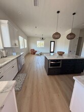 6015 Oak Valley Ct in Orcutt, CA - Building Photo - Building Photo