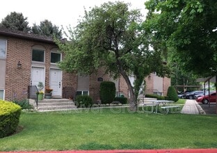 328 W Amiron Way in Orem, UT - Building Photo - Building Photo
