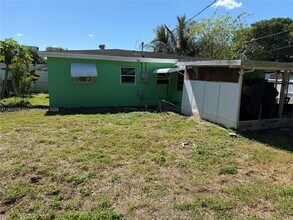 6239 Grant Ct in Hollywood, FL - Building Photo - Building Photo