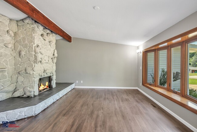 2200 Gary Dr in Twinsburg, OH - Building Photo - Building Photo