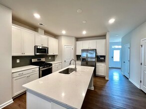 13936 Castle Nook Dr in Charlotte, NC - Building Photo - Building Photo