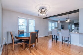 30 Sunnymeade Ave, Unit 1 in Chicopee, MA - Building Photo - Building Photo