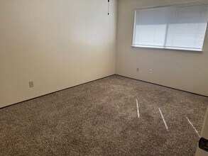 3255 Holly Dr in Tracy, CA - Building Photo - Building Photo