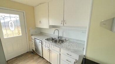 317 Pelly Ave N in Renton, WA - Building Photo - Building Photo