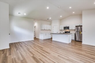 2007 Melody Ln in Goddard, KS - Building Photo - Building Photo