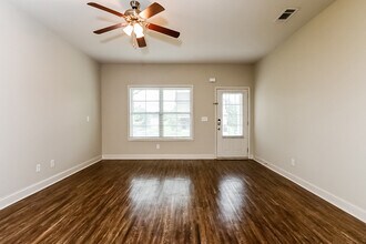 1024 Allegiance Dr in Locust Grove, GA - Building Photo - Building Photo