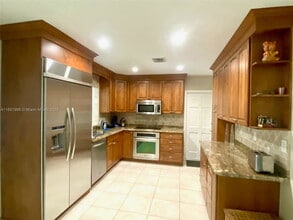 12222 SW 77th Ave in Miami, FL - Building Photo - Building Photo
