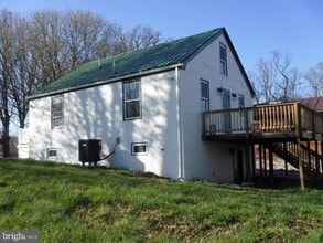756 Wiltshire Rd in Kearneysville, WV - Building Photo - Building Photo