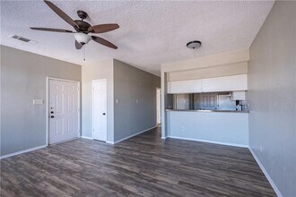 5305 Indio Cove in Austin, TX - Building Photo - Building Photo