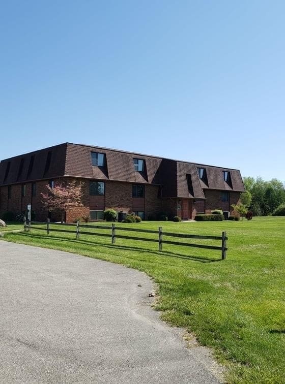 246 Edgebrook Ln, Unit 1