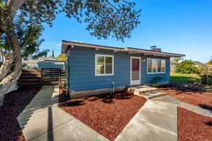 2348 Cypress Ave in Lemon Grove, CA - Building Photo