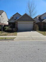 2652 N Valencia Ave in Fayetteville, AR - Building Photo