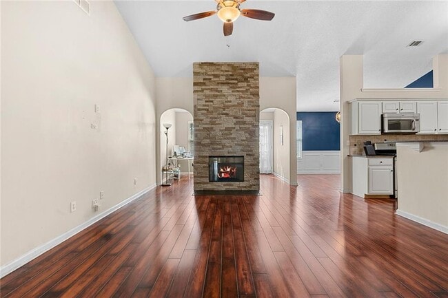 1755 Arborwood Dr in Grayson, GA - Building Photo - Building Photo