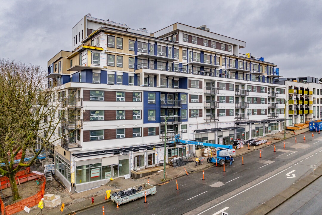 Renfrew Village North Building in Vancouver, BC - Building Photo