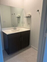 449 NE 5th Ln in Florida City, FL - Building Photo - Building Photo