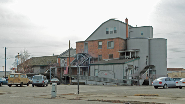 Reece's Old Mill Apartments in Caldwell, ID - Building Photo - Building Photo