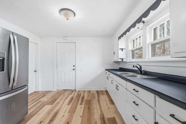 property at 2012 Arrow Ave