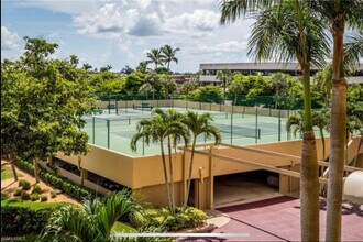 100 N Collier Blvd in Marco Island, FL - Building Photo - Building Photo